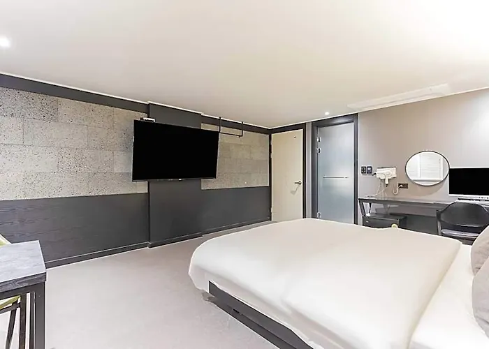 Hwagok Dream Hotel 2*